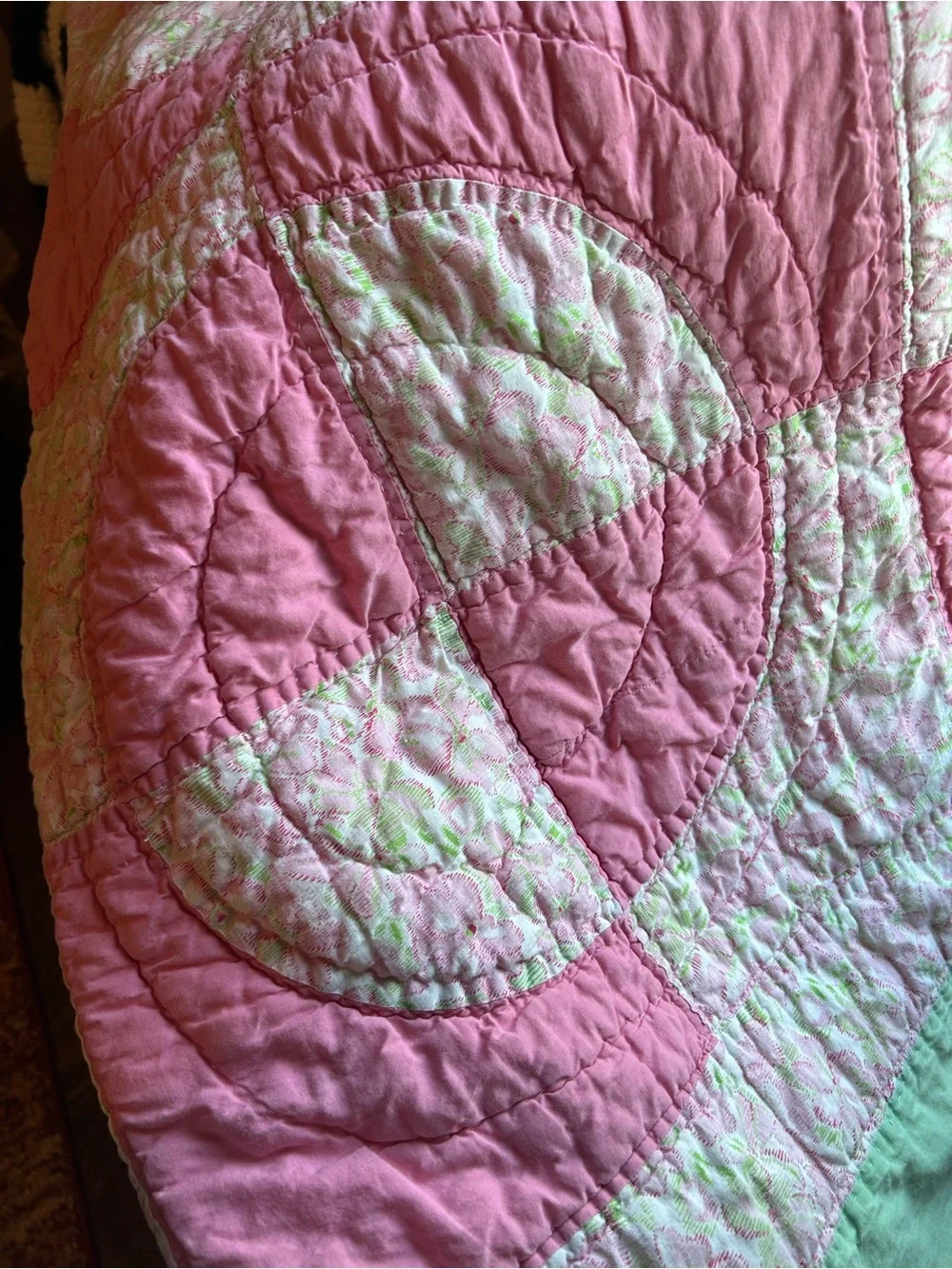 Pink Floral vintage handmade  Quilt - Home Bedding